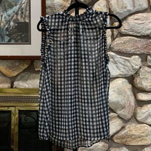 Who what wear women’s black & white plaid sleeveless top